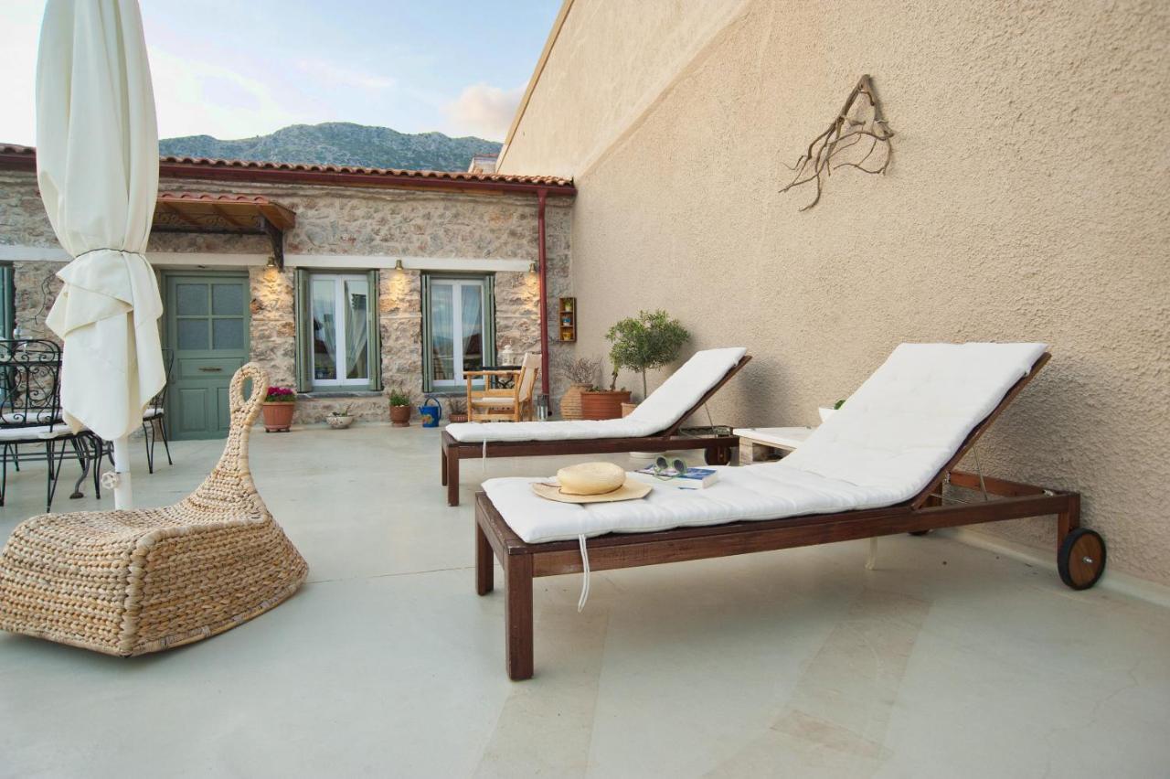 Guesthouse Simou With View 3 Bedrooms Arachova Exterior foto