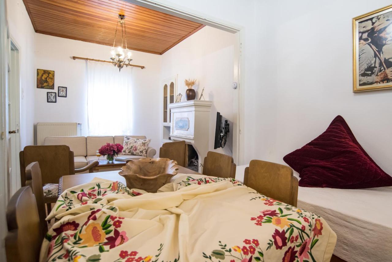 Guesthouse Simou With View 3 Bedrooms Arachova Exterior foto