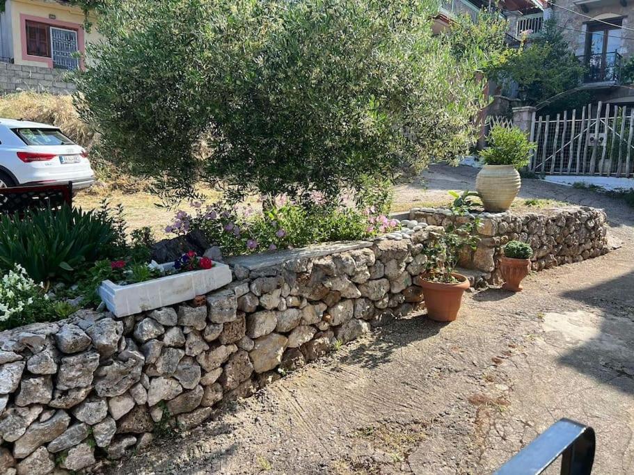 Guesthouse Simou With View 3 Bedrooms Arachova Exterior foto